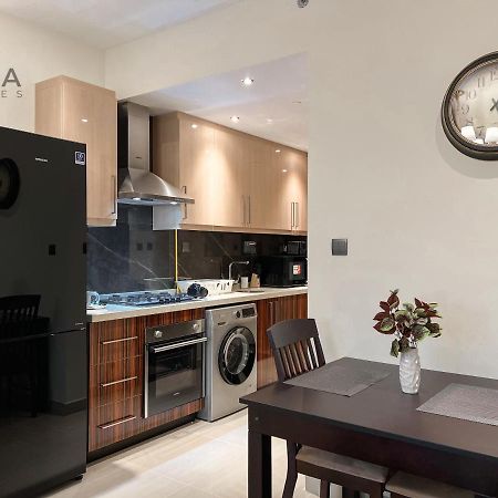دبي Mira Holiday Homes - Lovely Studio With Burj Khalifa View المظهر الخارجي الصورة