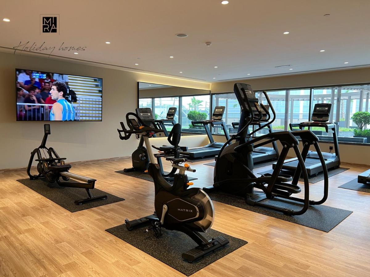 دبي Mira Holiday Homes - Lovely Studio With Burj Khalifa View المظهر الخارجي الصورة